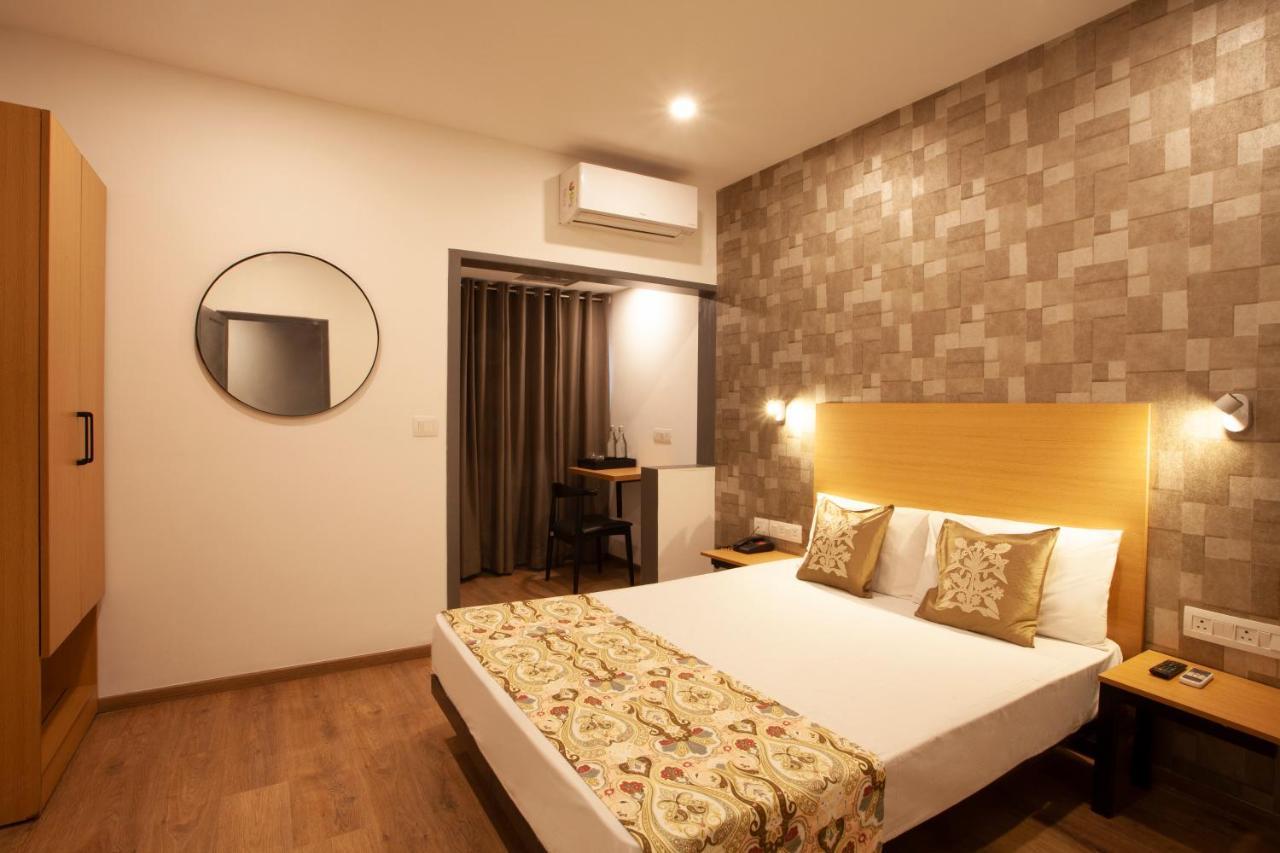 Hotel Panchvati Comforts Bangalore Exterior foto